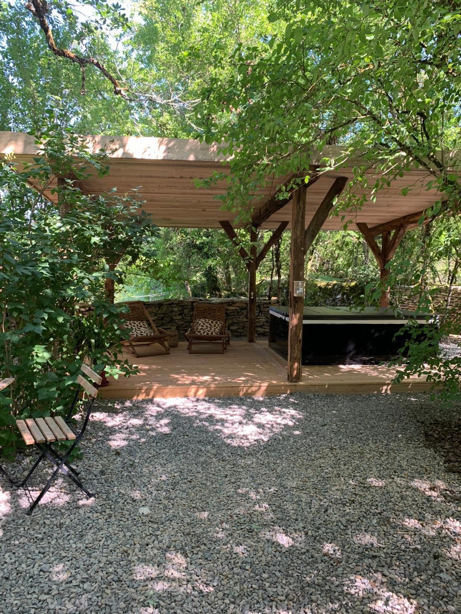 Cabane Lodge Avec Spa Privatif Livernon Extérieur photo